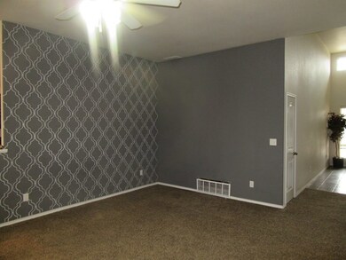 9112 Holiday Dr, Odessa, TX 79765 - photo 3