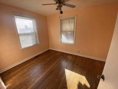 764 Suffolk Ave, Westchester, IL 60154 - photo 7