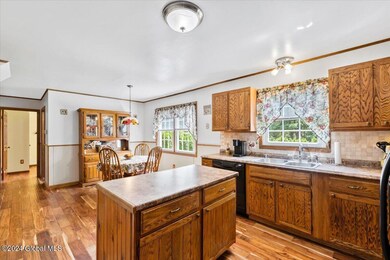 10 Dorset St, Delmar, NY 12054 - photo 4