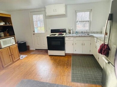 10 Lowell Rd, Windham, NH 03087 - photo 4