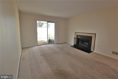 12 Fryer Ct, Hightstown, NJ 08520 - photo 5