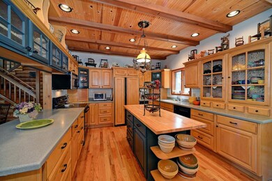 017_Kitchen