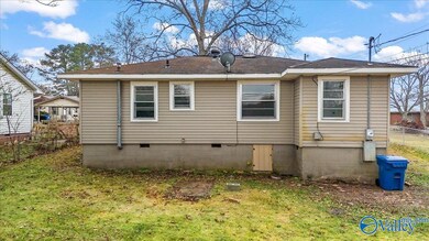 919 Snowden Cir, Boaz, AL 35957 - photo 5