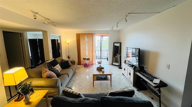 3650 Inverrary Dr unit 3T, Lauderhill, FL 33319 - photo 3