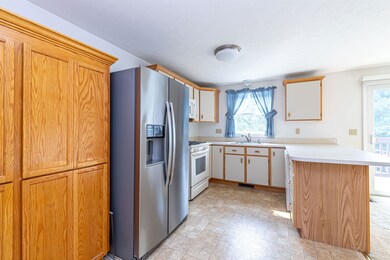 14 High Bridge Hill unit U174, Nashua, NH 03063 - photo 5