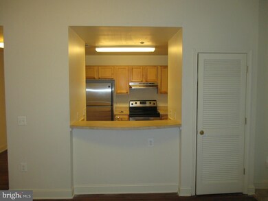 339 N Charles St, Baltimore, MD 21201 - photo 7