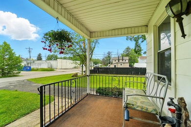 2506 Chester Rd