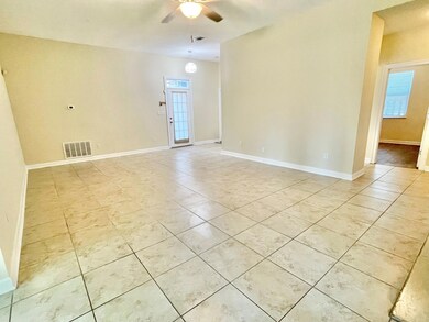 Living room3