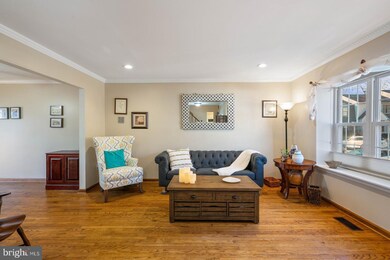 10209 Scarborough Commons Ct, Burke, VA 22015 - photo 5