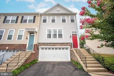 16660 Bolling Brook Ct, Woodbridge, VA 22191 - photo 2