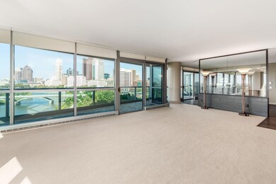Living/TV area