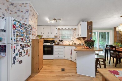 6 Tulip Ave, Freeport, ME 04032 - photo 6