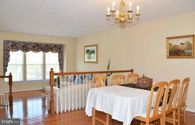 12605 Granite Ridge Dr, North Potomac, MD 20878 - photo 7