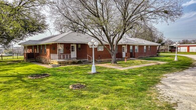 1410 Wendy Ln, Weatherford, TX 76086 - photo 2