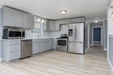 Fully applianced SS kitchen