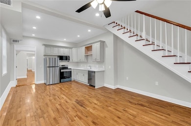 600 Third St, New Orleans, LA 70130 - photo 4