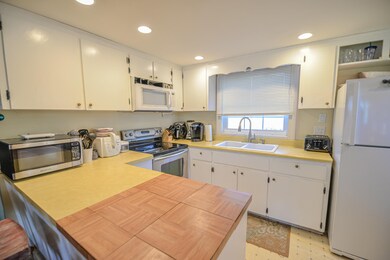 84 10th St S, Edgartown, MA 02539 - photo 3
