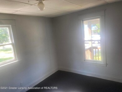 813 W Oakland Ave, Lansing, MI 48915 - photo 7