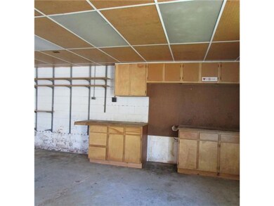 1716 Delevan Ave, Lansing, MI 48910 - photo 7