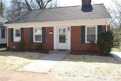 333 Brevard St, Statesville, NC 28677 - photo 2