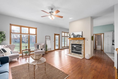 2526 N Fox Run, Wichita, KS 67226 - photo 5