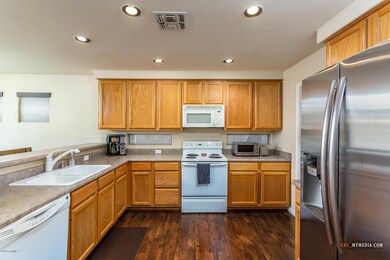 Open Kitchen