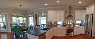 9 Maria Ln, Saratoga Springs, NY 12866 - photo 5