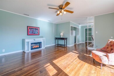 1317 W Hull St, Denison, TX 75020 - photo 4