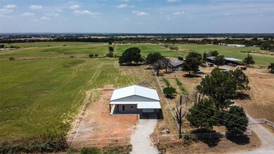 677 Mcvoid Rd, Springtown, TX 76082 - photo 5