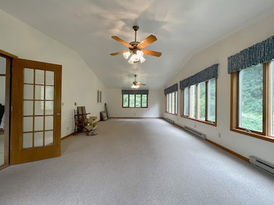 404 Bramble Ln, Brooklyn, WI 53521 - photo 4