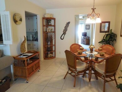 389 Windsor Q, West Palm Beach, FL 33417 - photo 3