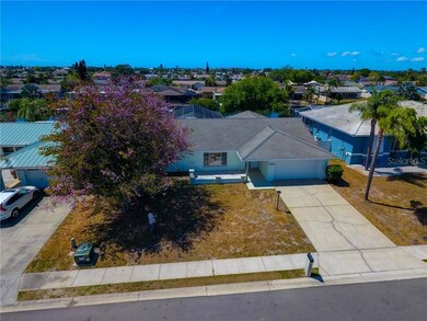 6520 King Palm Way, Apollo Beach, FL 33572 - photo 2