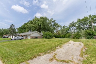 480 Illinois Blvd, Hoffman Estates, IL 60169 - photo 3