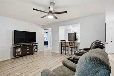 28087 Pebble Beach Dr, Sun City, CA 92586 - photo 4