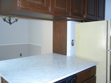 6609 Musket Dr, Louisville, KY 40228 - photo 5