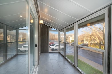 6081 Western Dr, Saginaw, MI 48638 - photo 2