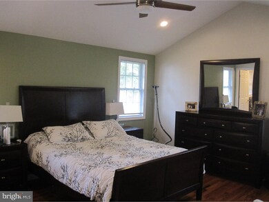 252 Fieldboro Dr, Lawrence Township, NJ 08648 - photo 5