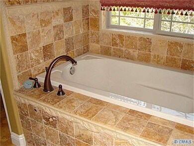 Upstairs master  bath