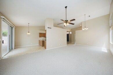 Greatroom/Eat-in Kitchen