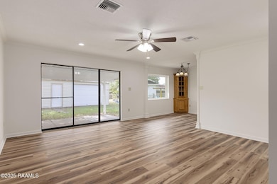 4-web-or-mls-1311 Bruce Ave-4