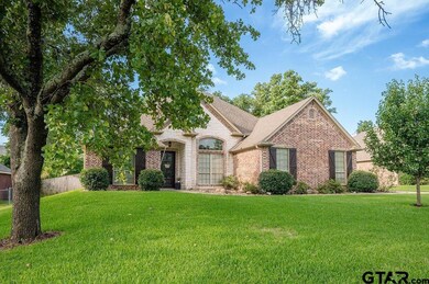 913 Dolores St, Tyler, TX 75703 - photo 2