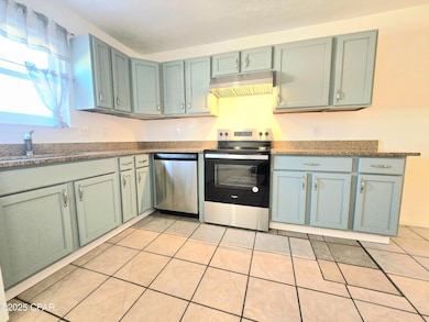 636 W Caladium Cir unit C, Panama City Beach, FL 32413 - photo 2