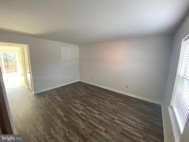 16132 Clarence Ct, King George, VA 22485 - photo 2