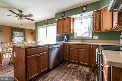 498 N School Ln, Souderton, PA 18964 - photo 6