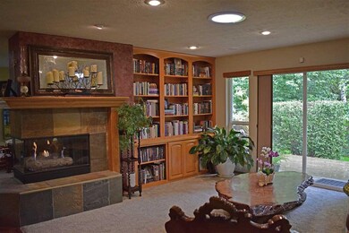 652 E Cloverleaf Dr, Hayden, ID 83835 - photo 5