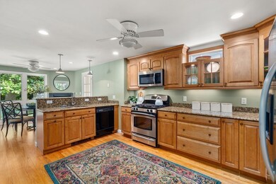 251 Sylvia St, Arlington, MA 02476 - photo 5