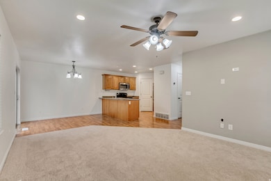 8121 N Plum Creek Cir, Eagle Mountain, UT 84005 - photo 6