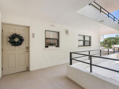 8701 Midnight Pass Rd unit 104, Sarasota, FL 34242 - photo 5