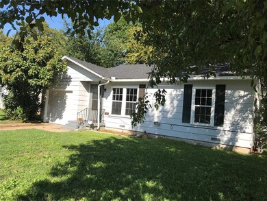 320 Harrison Ln, Hurst, TX 76053 - photo 2