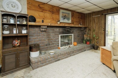 1799 cloverdale road-105